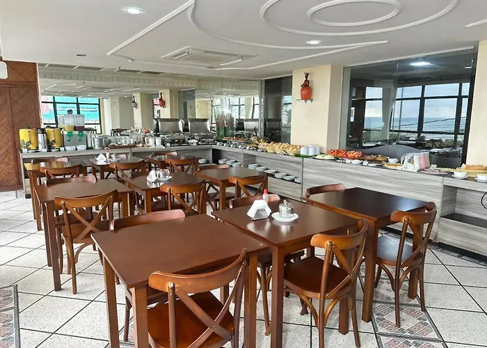 Yak Beach Hotel Ponta Negra