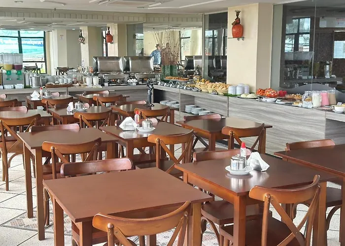 Yak Beach Hotel Ponta Negra